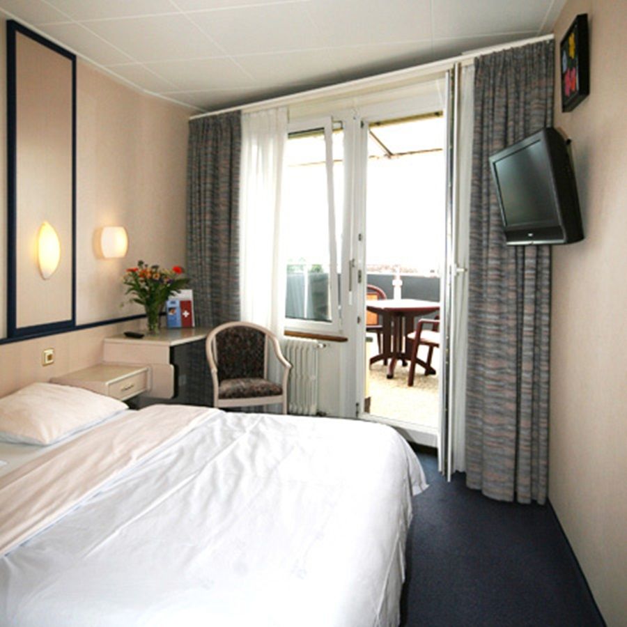 Hotel Crystal Lausanne Rum bild